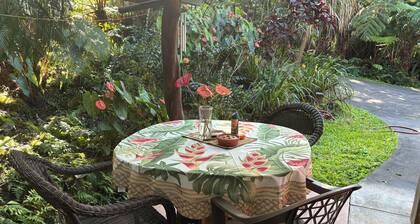 Craftsman Cottage en 6 acres boscosos