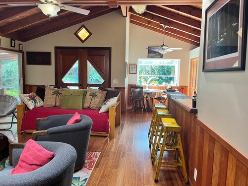 Craftsman Cottage on 6 forested acres 