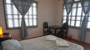 Unclassified image, 3 of 11, button - Hotel Tepepul Kaan (San Pedro La Laguna)