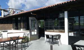 Terrace/patio