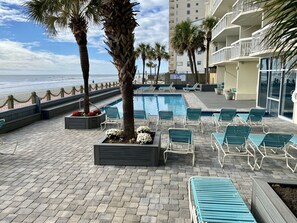 Sisäuima-allas, lämmitetty uima-allas