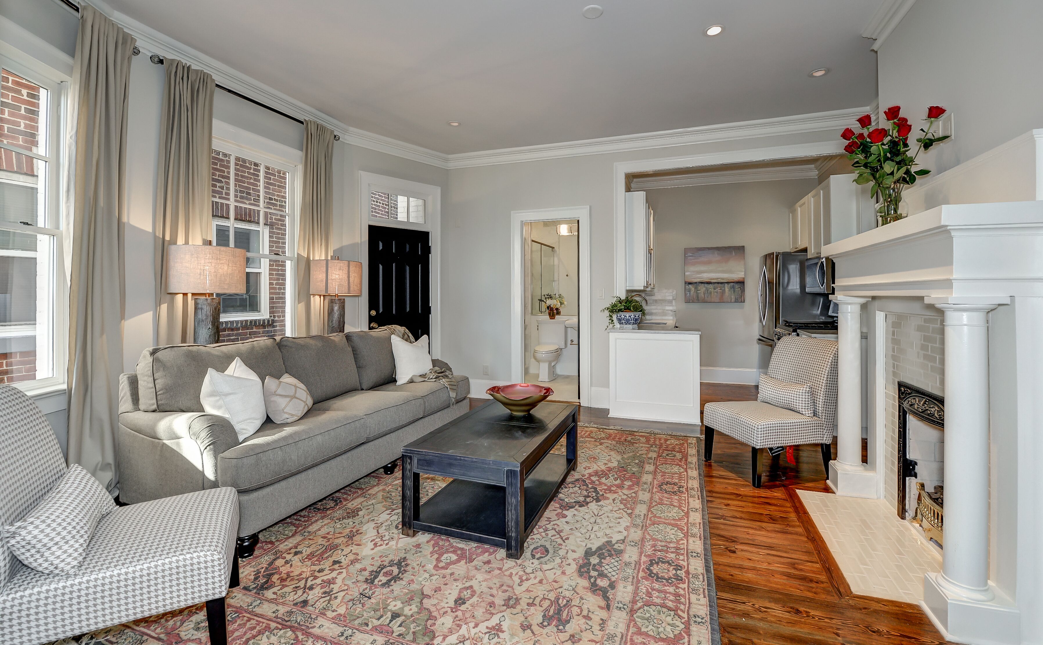 Unit 1 - Fully Furnished Luxury 2 Bed 1 Bath 