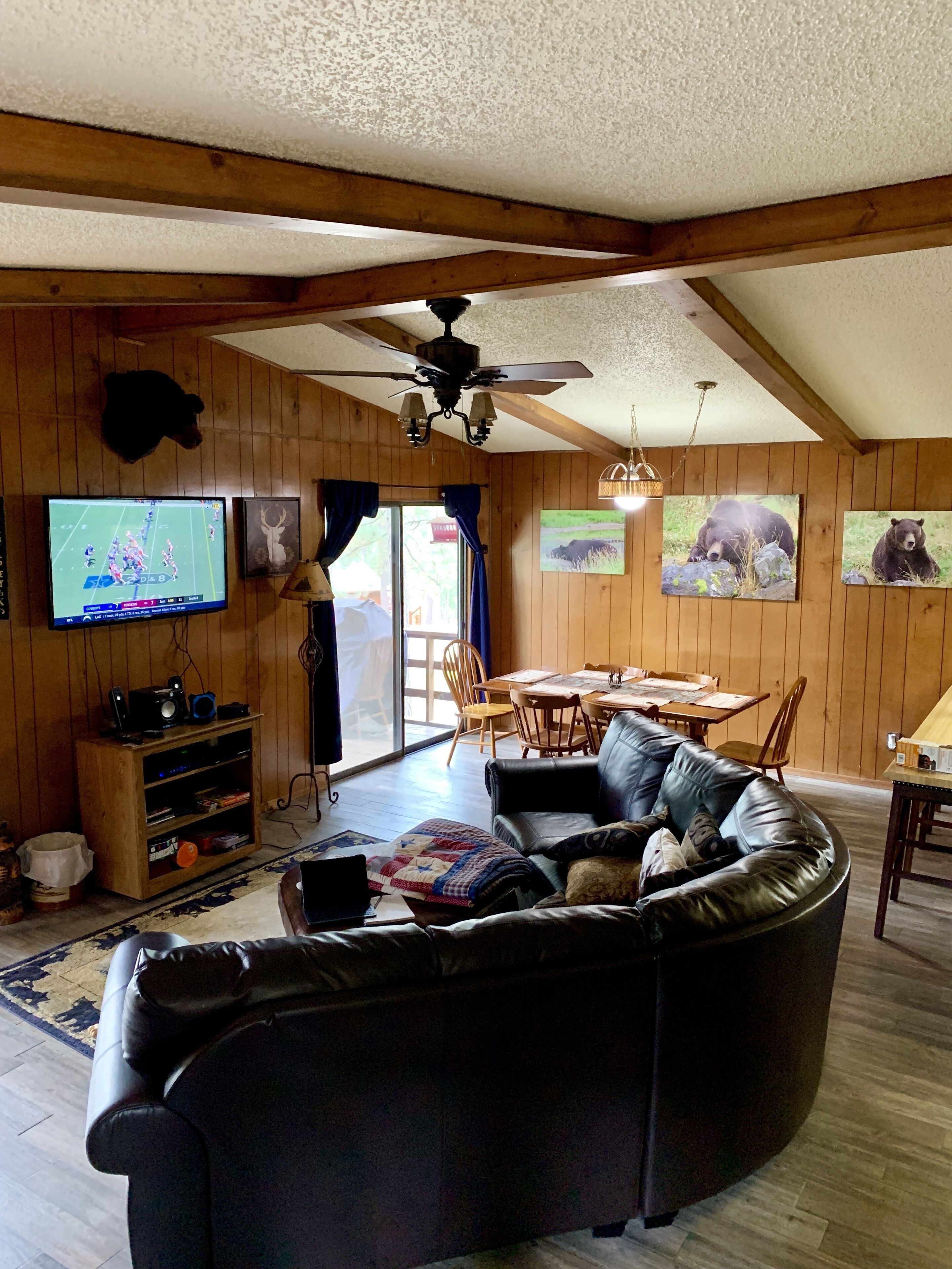 Nice Cabin in the Tall Pines - Wrap Around Deck