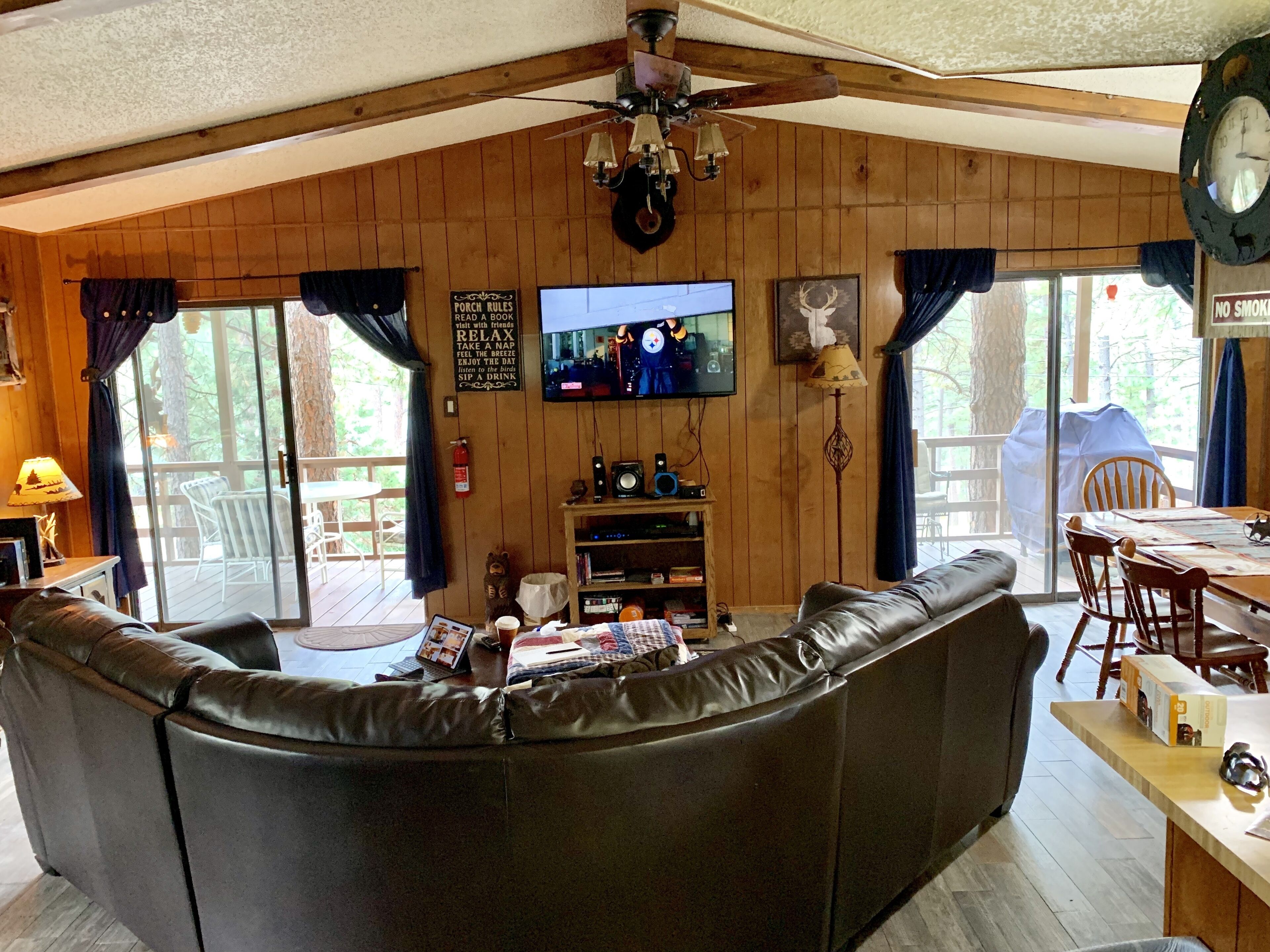 Nice Cabin in the Tall Pines - Wrap Around Deck