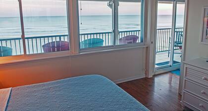 Turtle Haven Amelia - Oceanfront, Huge Balcony, Top Floor Views, Steps To Beach