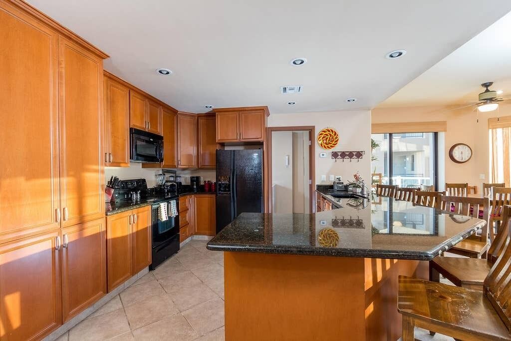 Las Palomas Topaz 608 Three Bedroom - Three Bath, Giant 3 Bed 3 Bath Corner Unit at Las Palomas - Wr