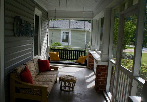 "Fantastische Lage in der Innenstadt Brevard"