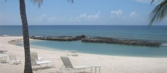 YOU'VE Arrived! Beachfront 3BR condo w/ Pool-Relax... North Side near Rum Point
