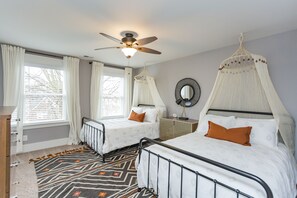 3 bedrooms, iron/ironing board, WiFi, bed sheets