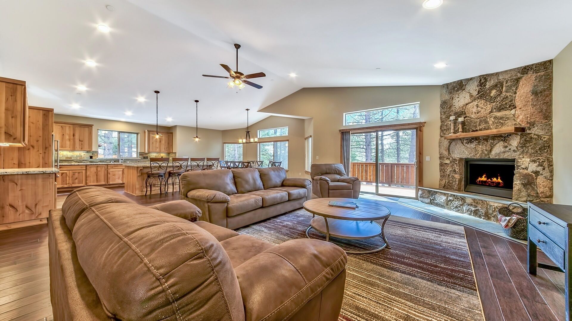 Luxury South Lake Tahoe Cabin!