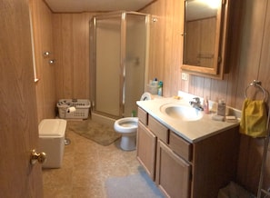 Shower, towels
