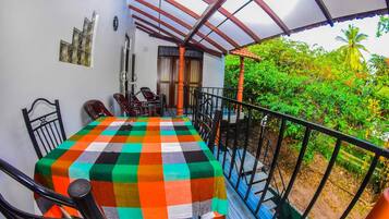 Daily local cuisine breakfast (USD 4 per person)