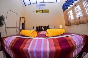 Standard Double Room - Wattle Inn (Negombo)
