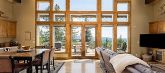 Skyview Barsch | Handwerkskunst mit Panoramablick auf den See 