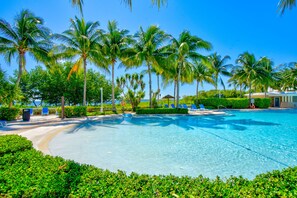 Outdoor pool - Tropical Escape at Mariner’s Club  2BR Key Largo Condo w/ Pools & Marina (Key Largo)