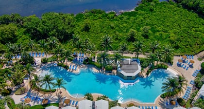 Tropical Escape at Mariner’s Club 2BR Key Largo Condo w/ Pools & Marina