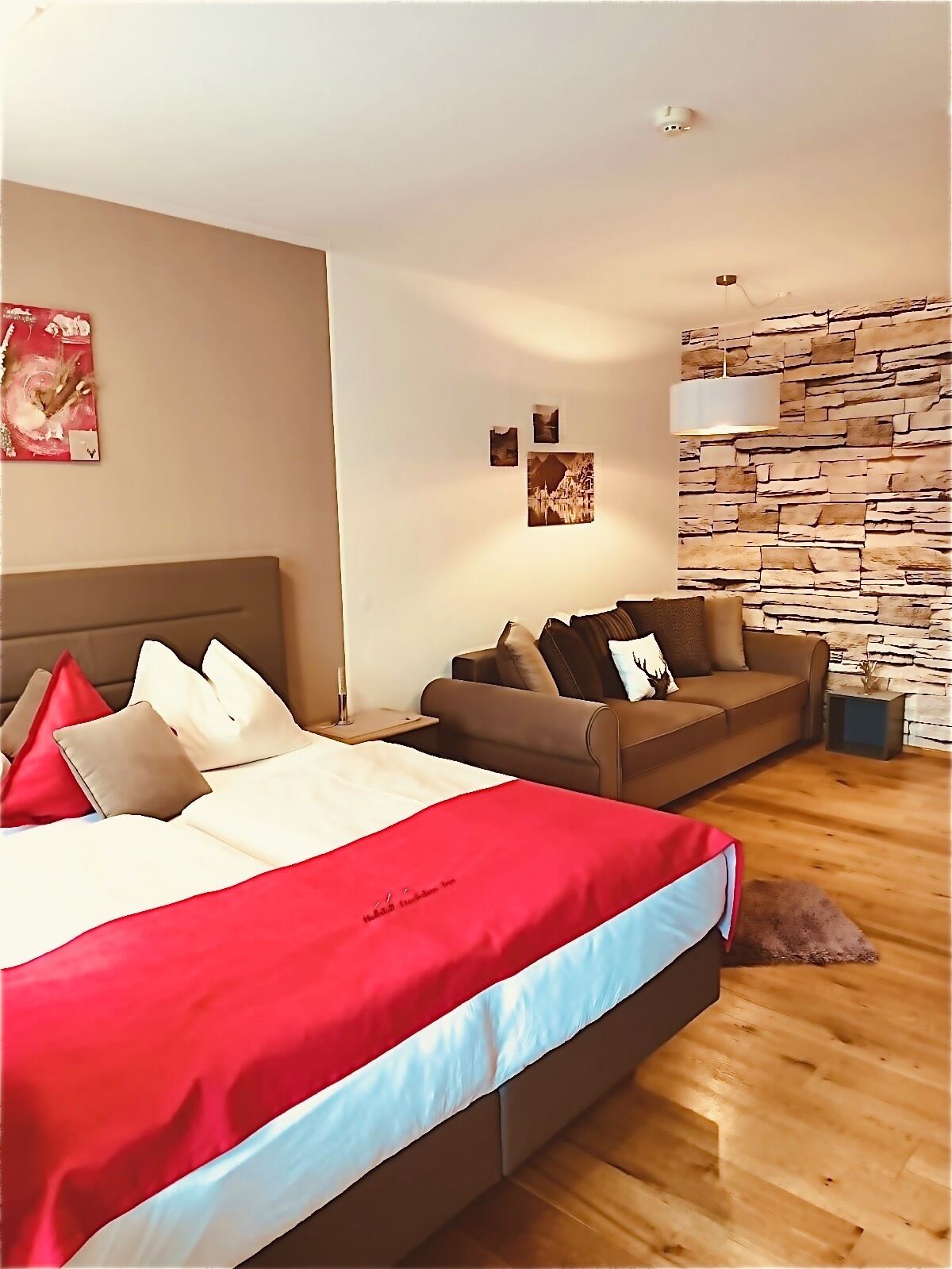 In-room safe, desk, soundproofing, free WiFi