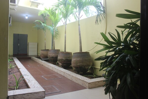 Exterior - Beautiful Gate Hotel (Cotonou)
