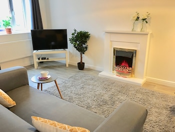 Eastleigh House near Airport