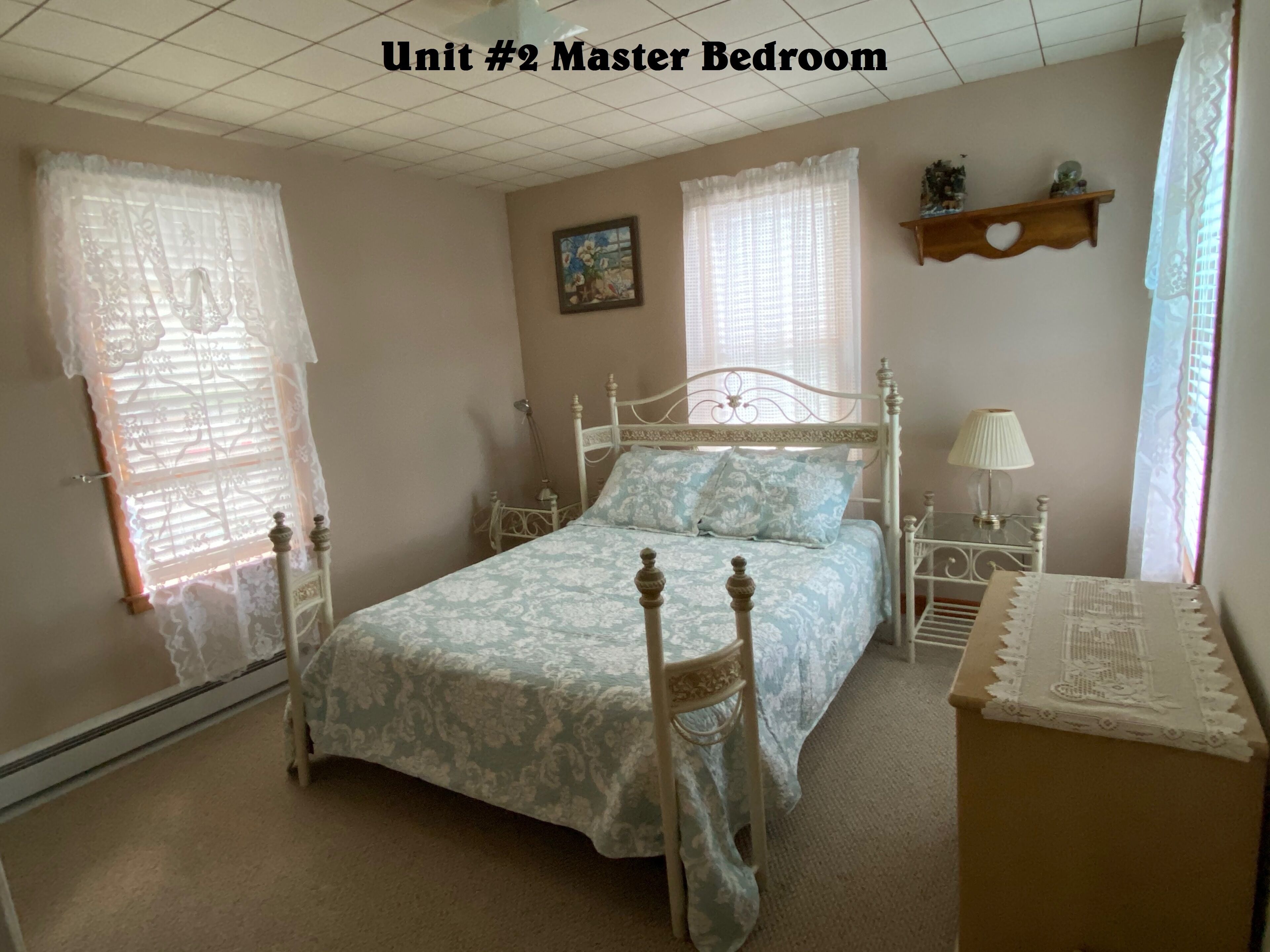 Cozy Duplex steps from Main St