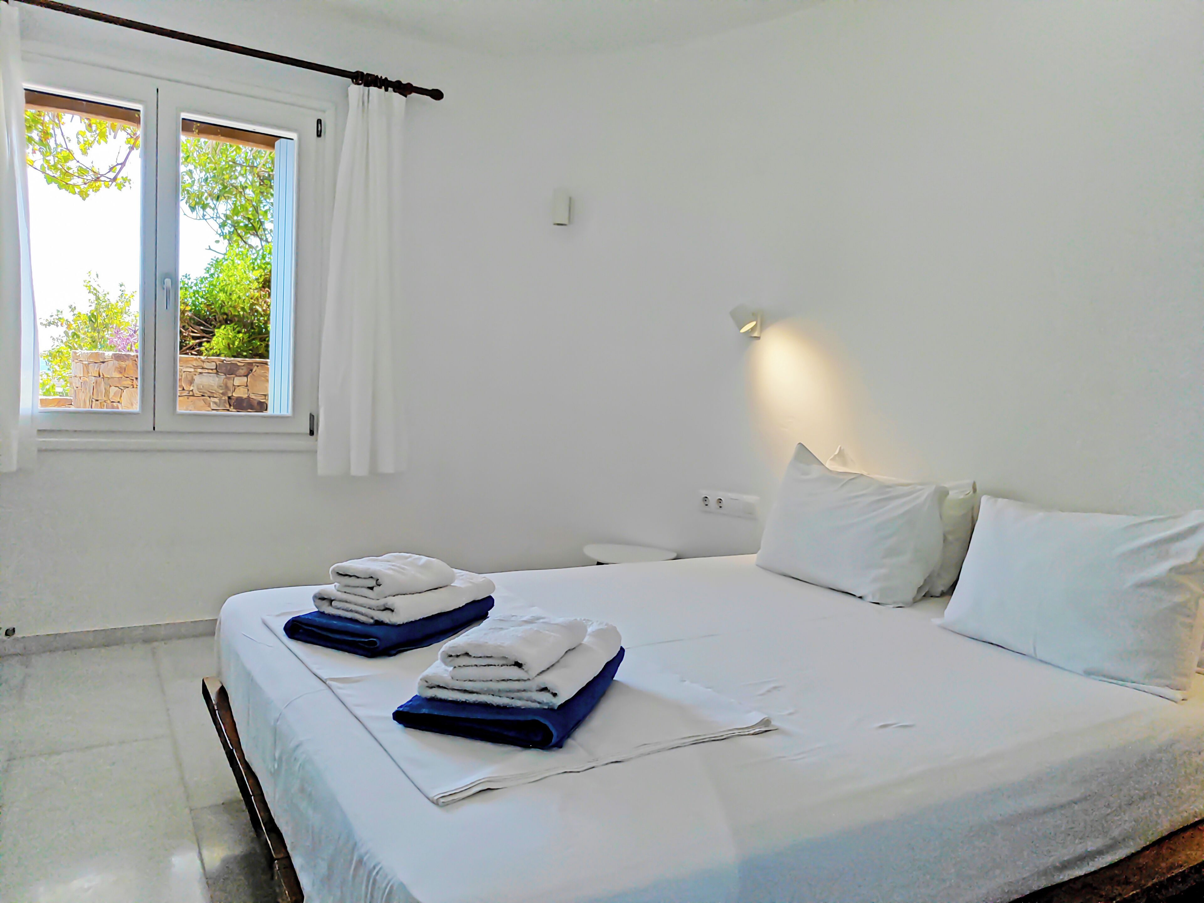 2 makuuhuonetta, tallelokero huoneessa, silitysrauta/-lauta, Wi-Fi