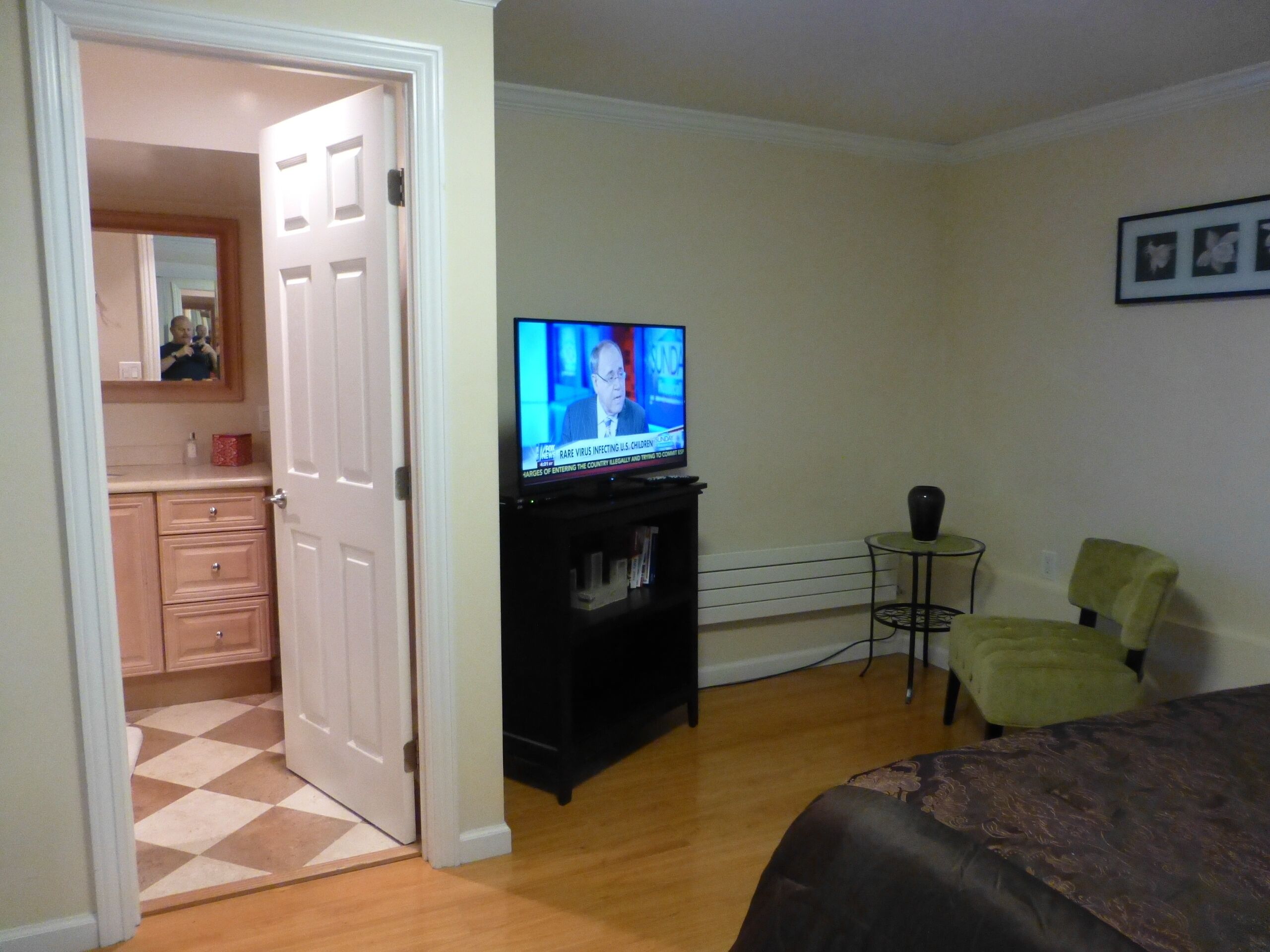 Wonderful Newly Remodeled Studio 