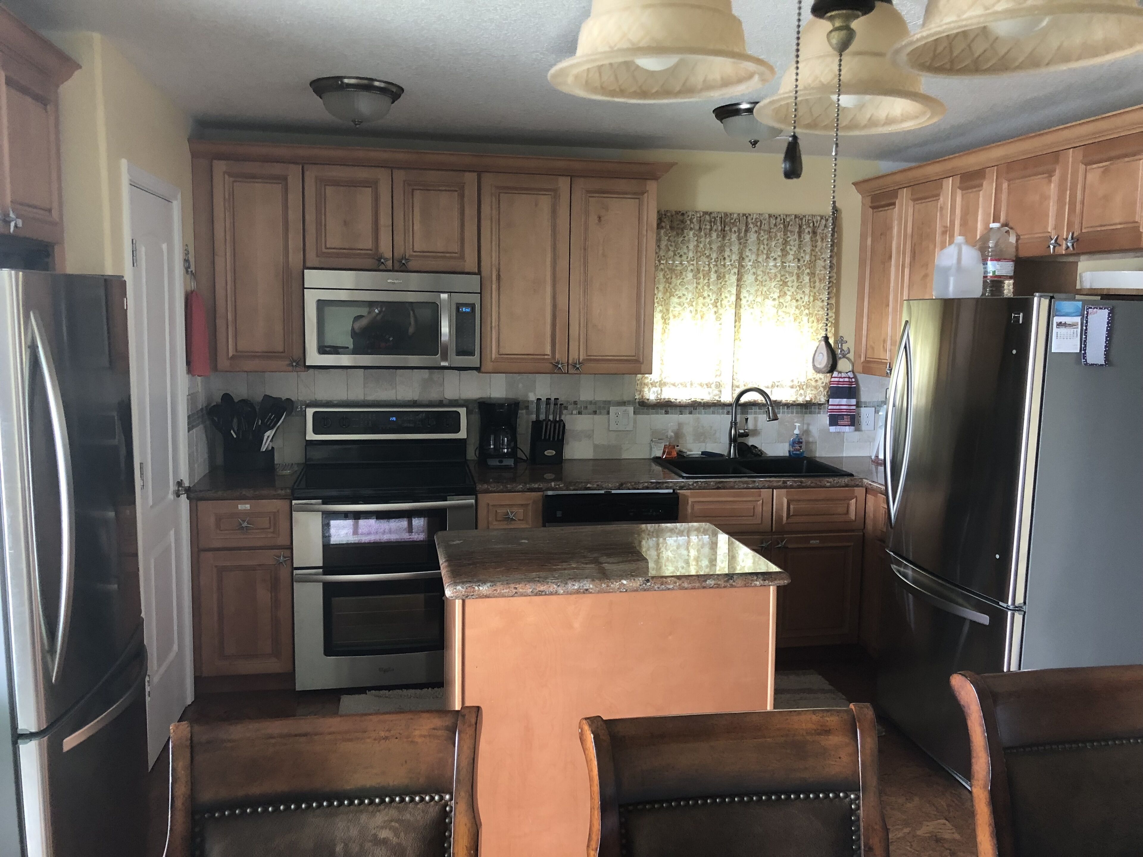 Island Gem nestled between Gulf and ICW with great views!