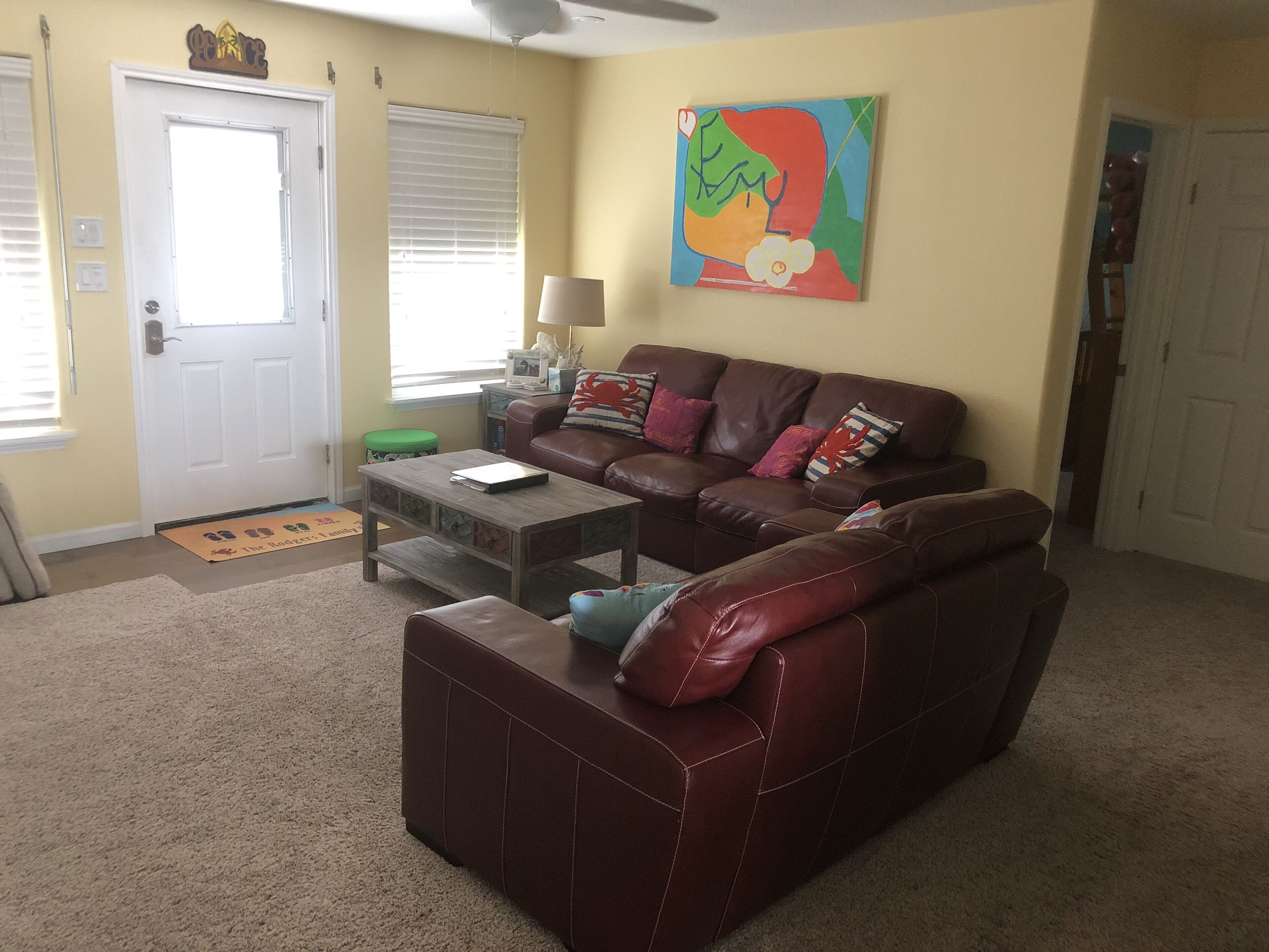 Island Gem nestled between Gulf and ICW with great views!