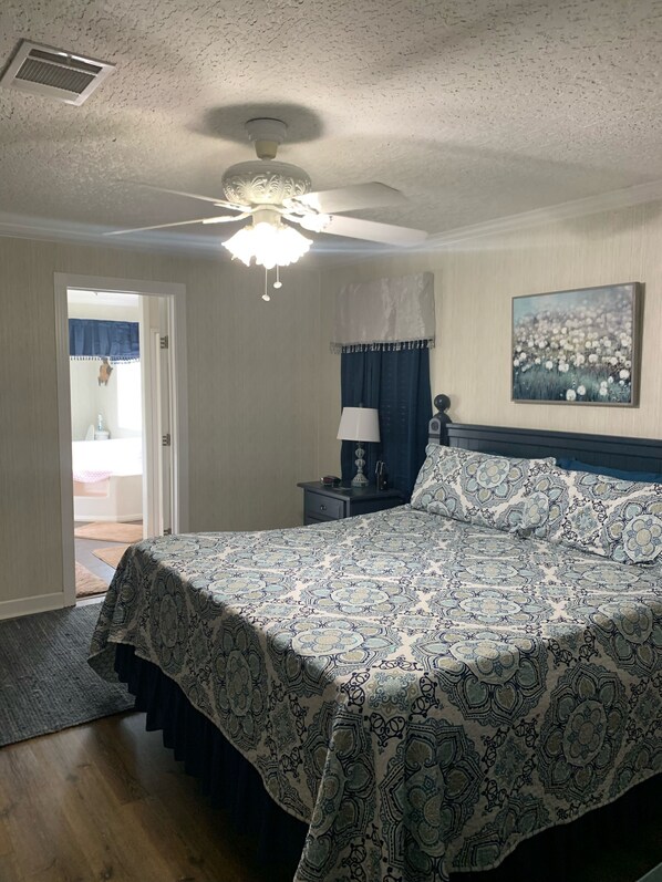 3 makuuhuonetta, Wi-Fi, vuodevaatteet