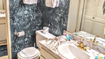 Duschwanne, Handtücher