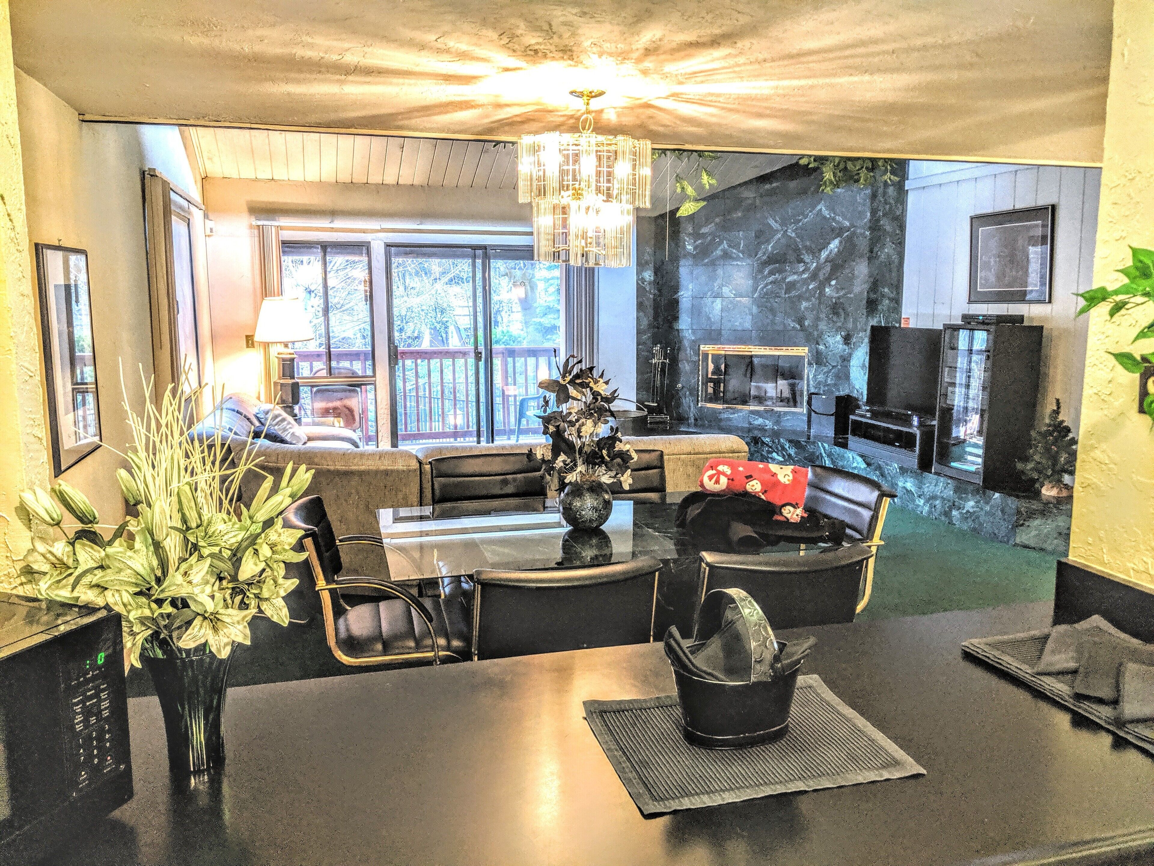 TV, fireplace, DVD player