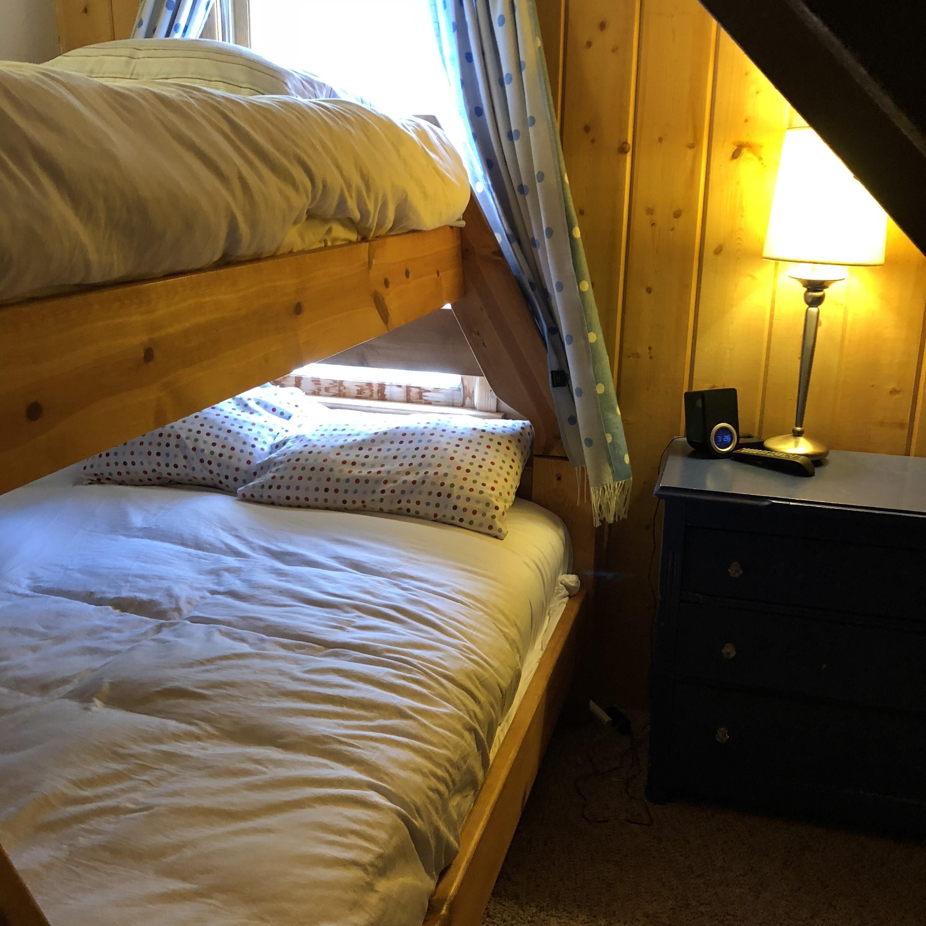 The perfect  cabin in the mountains, minutes to downtown Breckenridge