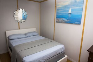 3 多间卧室、WiFi、床单