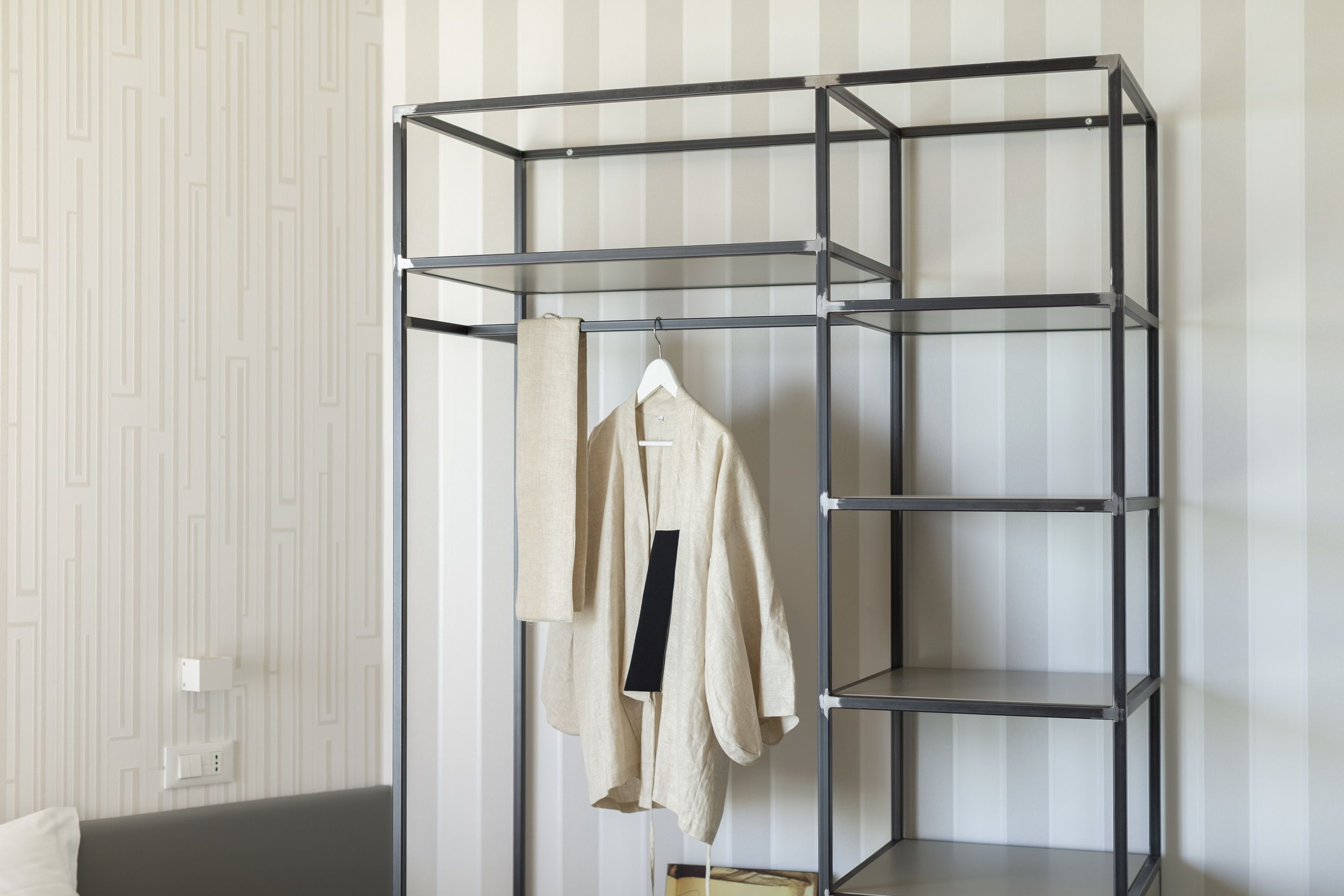 double room, 1 large single bed | minibar, in-room safe, desk, free wifi