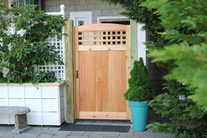 Exterior detail -  Oceanfront Cottage Private Secluded Dog Friendly at Colvmns by the Sea   (Cape May)