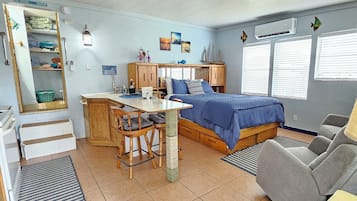 1 bedroom, iron/ironing board, free WiFi, bed sheets