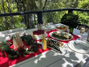 Outdoor dining - Maple View Medlow Bath (Blue Mountains) (Medlow Bath)