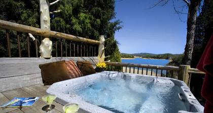 LAKE FRONT LOG CABIN ON DOUGLAS LAKE IN THE GREAT SMOKY MOUNTAINS