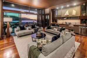 Villa, 4 chambres, vue océan | Coin séjour