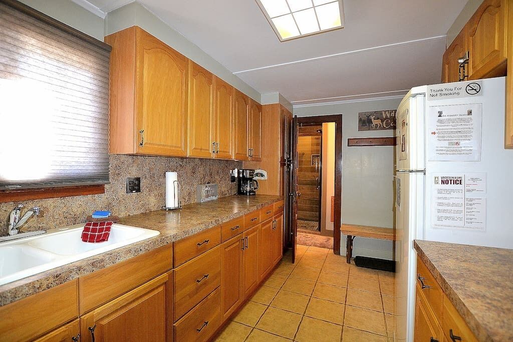 Turning Leaf Cabin - Riverfront 1 bedroom cabin - a perfect place to stay!