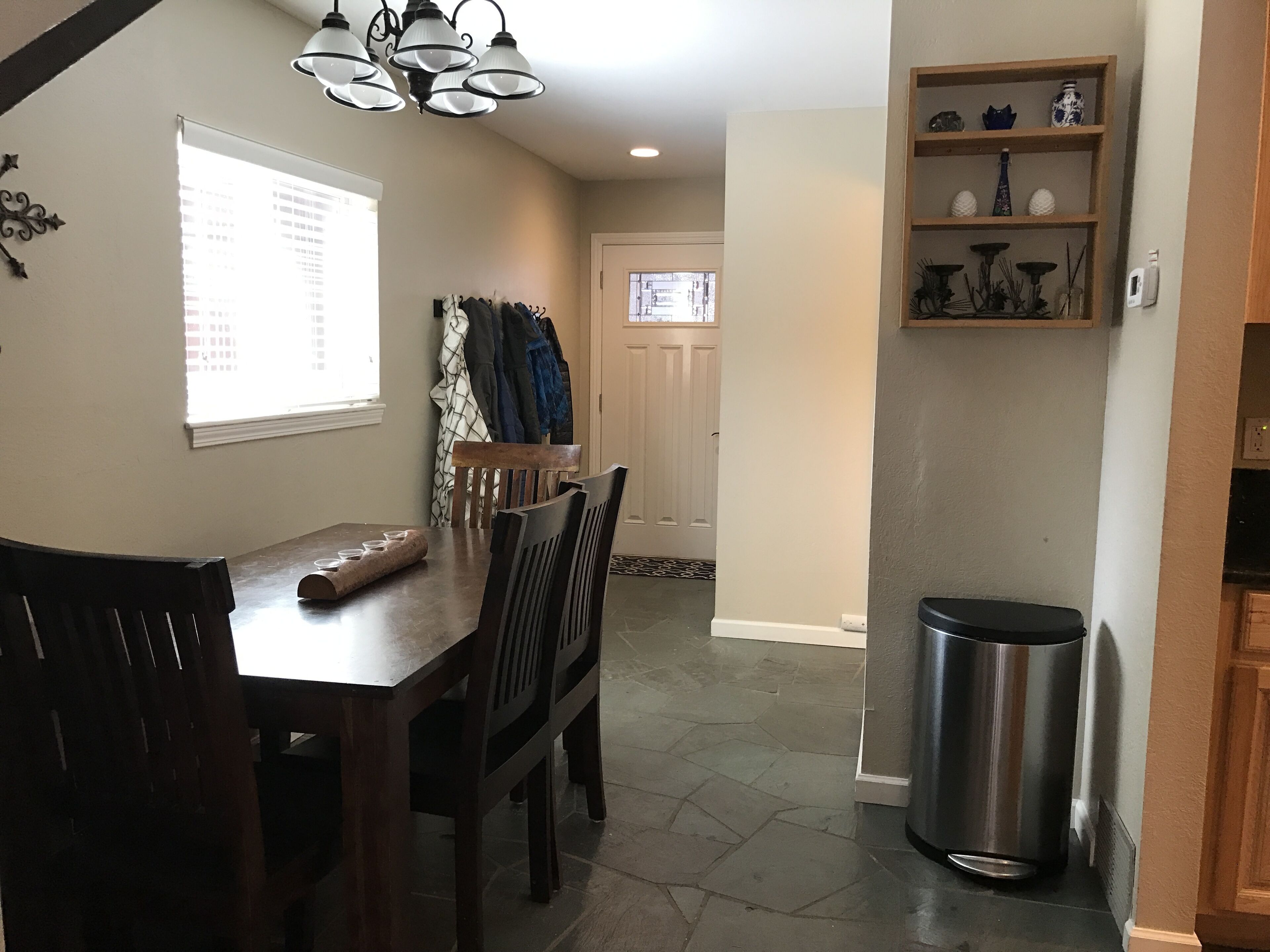 Beautiful Level Entry 3 Bedroom, 2 Bath Tahoe Cabin