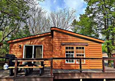 3 Bedroom 2 Bathroom Vacation Rental Home in the Island Club -Sleeps 8 - IC83