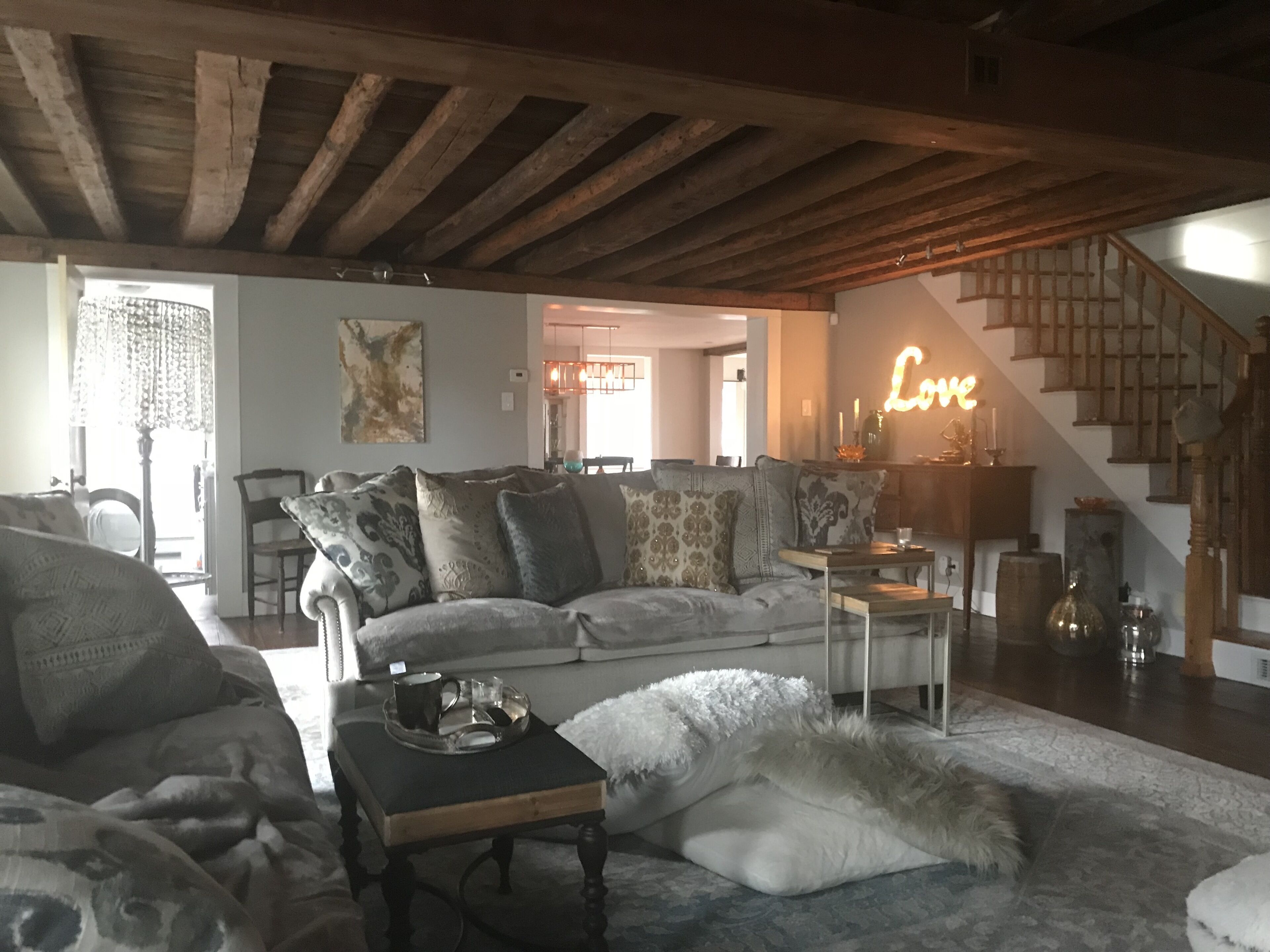 Tutti Farmhouse - 6 bedroom 3 bath 1847 Farmhouse Upstate NY