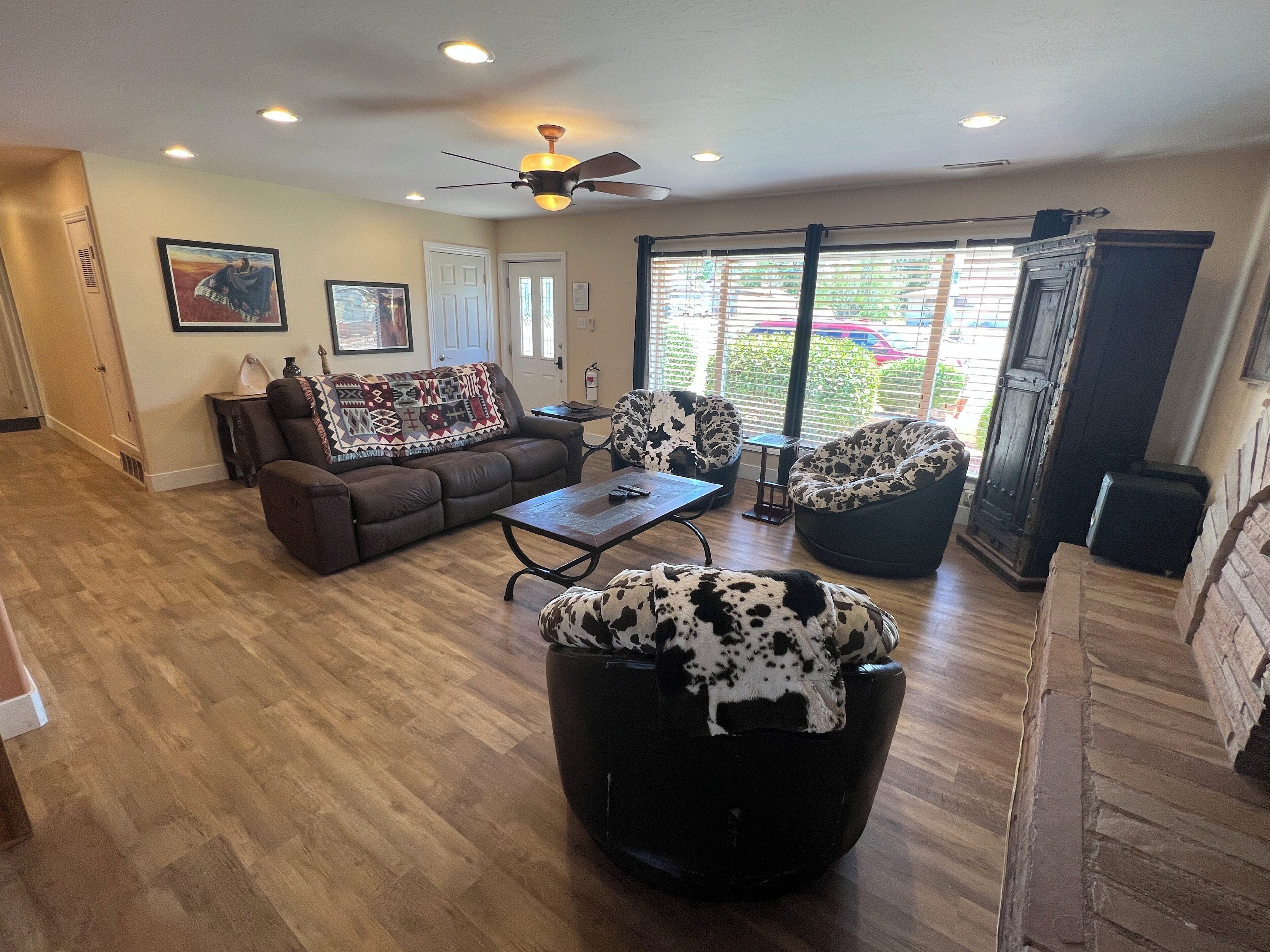 Lake Powell, Vermillion Cliffs & Golf Course VIEWS - Oh My!!