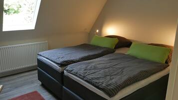 Apartment, 1 Bedroom | 1 bedroom, cribs/infant beds, free WiFi