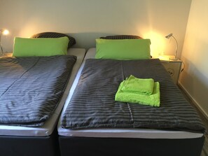 Apartment, 1 Bedroom | 1 bedroom, cribs/infant beds, free WiFi - Wohnzeit 1 (Gummersbach)