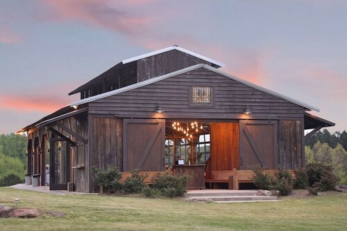 Composé familial unique près de Callaway Gardens, parfait pour les mariages et les réunions