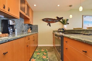 Coffee/tea maker, fridge, microwave, oven