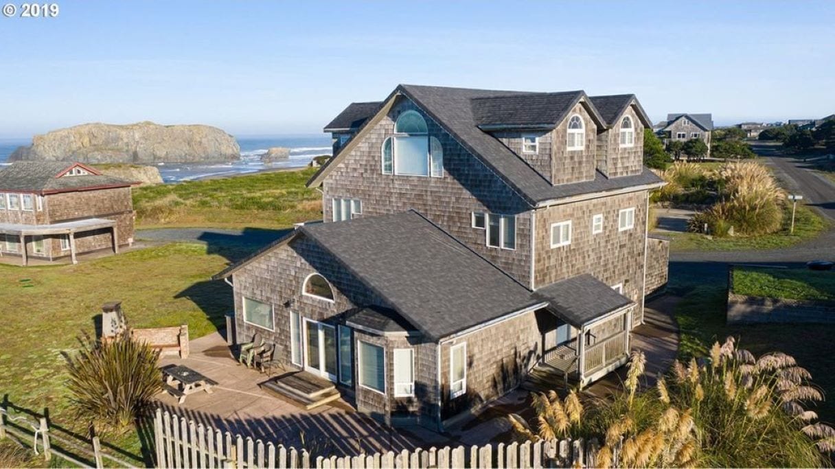 Remodeled 2023 Avanti: The Golfers' Destination