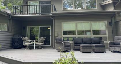 Beautiful Townhome Near Glacier Park!!
